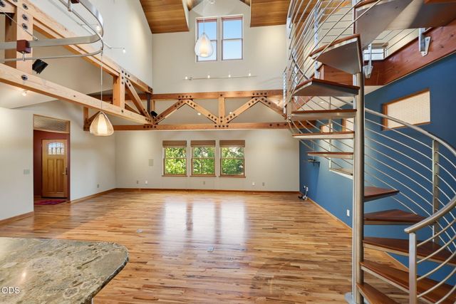 400 Allison Street, Ashland, OR 97520