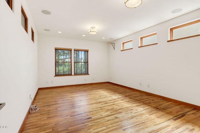 400 Allison Street, Ashland, OR 97520