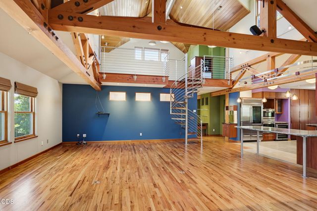 400 Allison Street, Ashland, OR 97520
