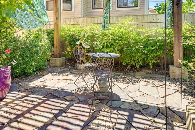 400 Allison Street, Ashland, OR 97520