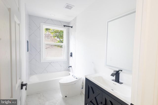 5409 SUMMERFIELD AVE, Baltimore, MD 21206
