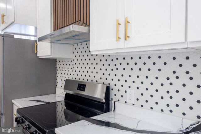 5409 SUMMERFIELD AVE, Baltimore, MD 21206