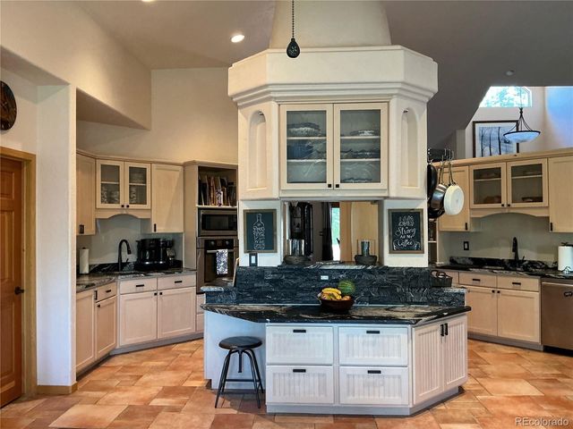 14517 W 57th Place, Arvada, CO 80002