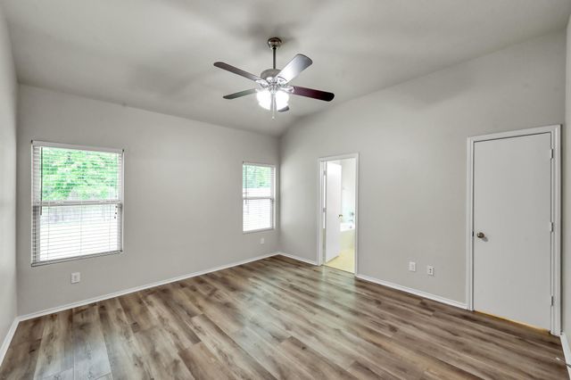 9594 E Woodmark, Conroe, TX 77304