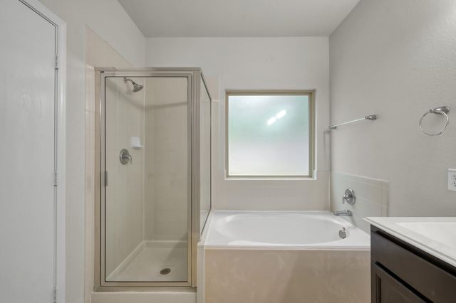 9594 E Woodmark, Conroe, TX 77304