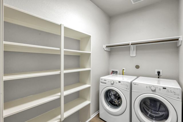 9594 E Woodmark, Conroe, TX 77304