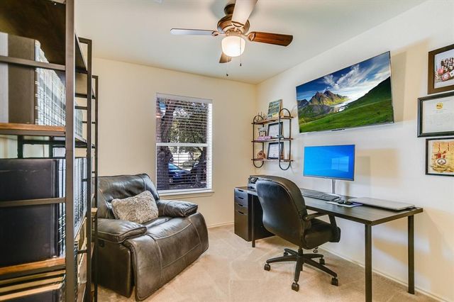 5012 Daymon CT, Hutto, TX 78634