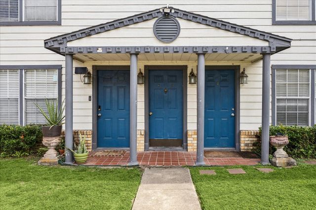 218 W 15th Street D, Houston, TX 77008