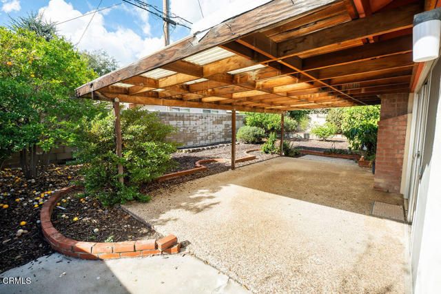 691 Springfield Avenue, Ventura, CA 93004