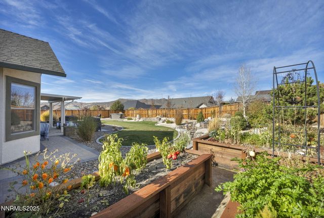 309 Coyote Crossing, Sparks, NV 89441