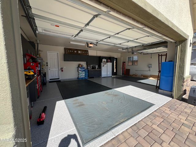 309 Coyote Crossing, Sparks, NV 89441