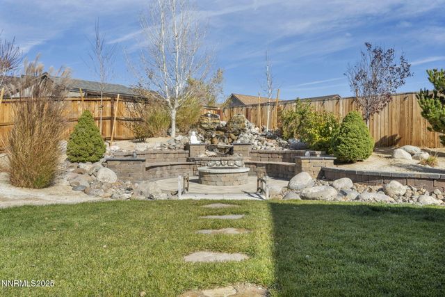 309 Coyote Crossing, Sparks, NV 89441