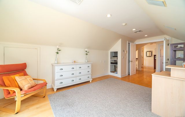 167 Shore Road, Clinton, CT 06413