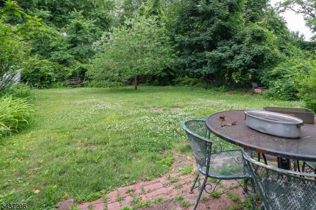 204 Vine St, Roselle Boro, NJ 07203