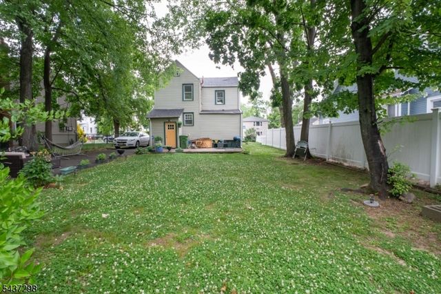 204 Vine St, Roselle Boro, NJ 07203