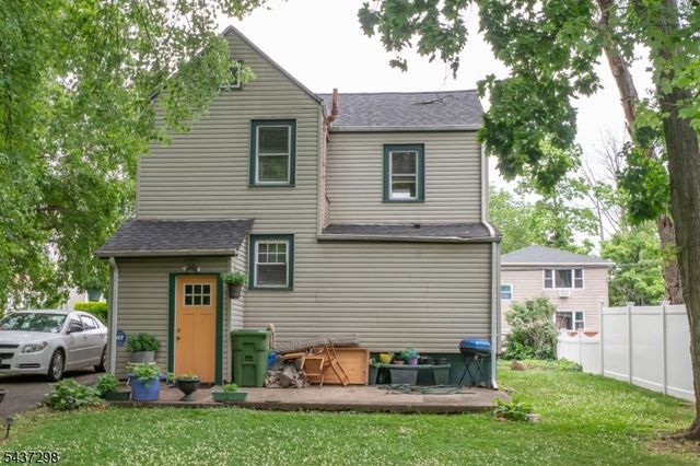 204 Vine St, Roselle Boro, NJ 07203