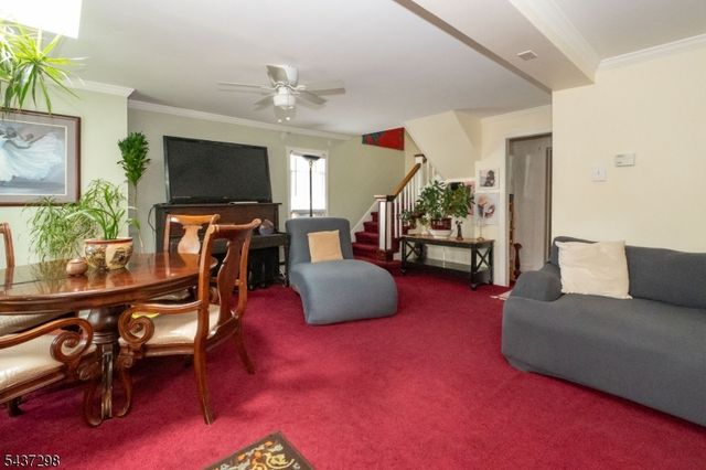 204 Vine St, Roselle Boro, NJ 07203