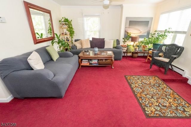 204 Vine St, Roselle Boro, NJ 07203