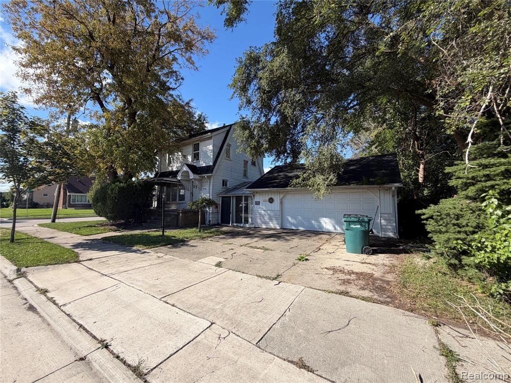 7001 Anthony Street, Dearborn, MI 48126