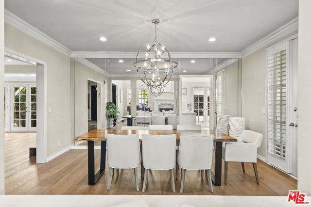 22241 Alizondo Drive, Woodland Hills (los Angeles), CA 91364