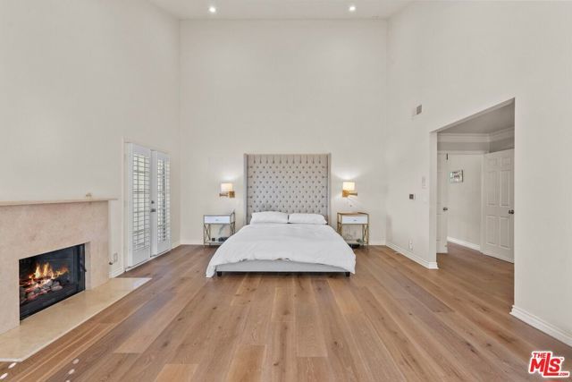 22241 Alizondo Drive, Woodland Hills (los Angeles), CA 91364