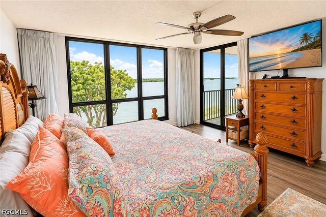 4203 Bay Beach LN 3E, Fort Myers Beach, FL 33931