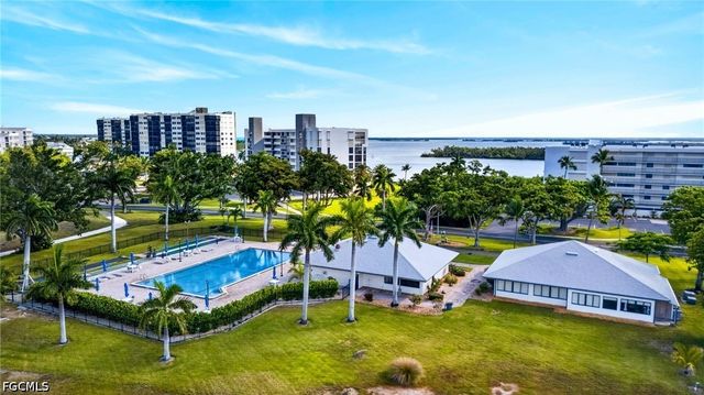 4203 Bay Beach LN 3E, Fort Myers Beach, FL 33931