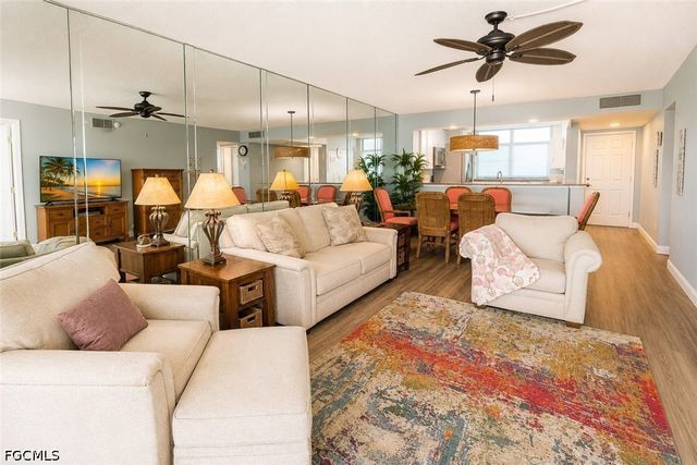 4203 Bay Beach LN 3E, Fort Myers Beach, FL 33931