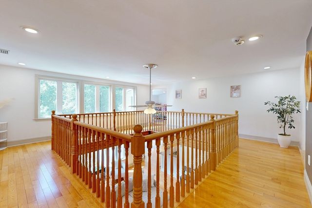 22 Old Cambridge Turnpike, Lincoln, MA 01773