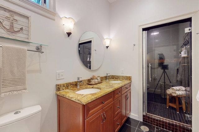 22 Old Cambridge Turnpike, Lincoln, MA 01773
