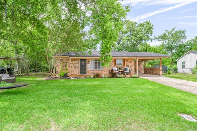 151 W College Street, Canton, TX 75103