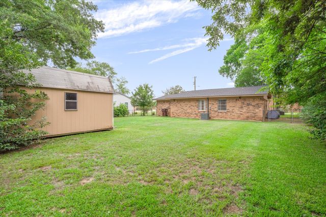 151 W College Street, Canton, TX 75103