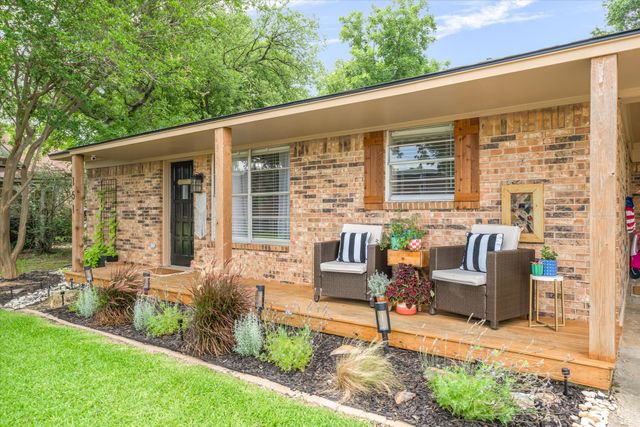 151 W College Street, Canton, TX 75103