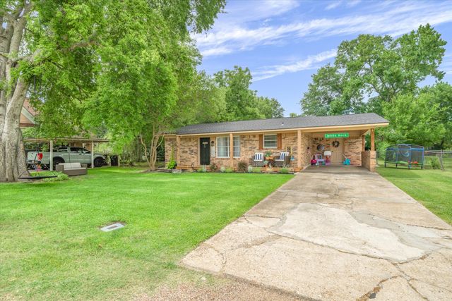 151 W College Street, Canton, TX 75103