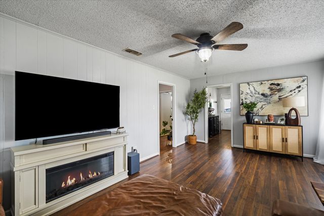 151 W College Street, Canton, TX 75103