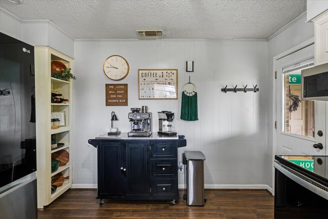 151 W College Street, Canton, TX 75103