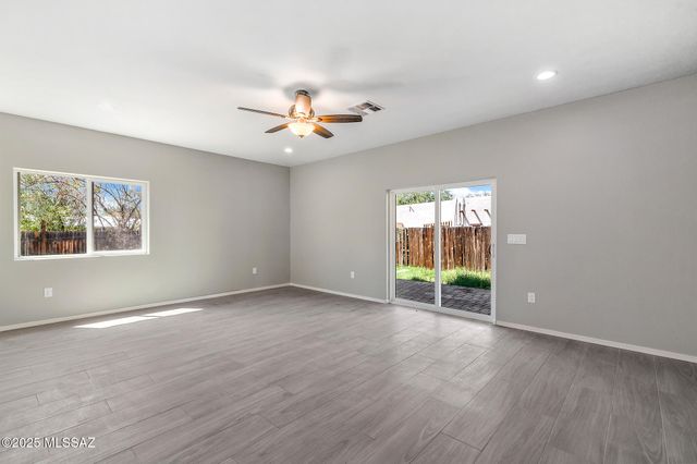 2806 W Jacinto Street, Tucson, AZ 85745