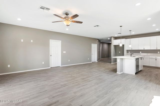 2806 W Jacinto Street, Tucson, AZ 85745