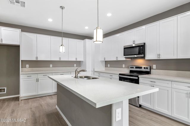 2806 W Jacinto Street, Tucson, AZ 85745