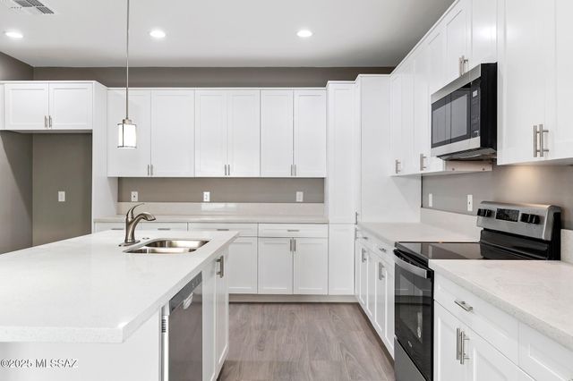 2806 W Jacinto Street, Tucson, AZ 85745