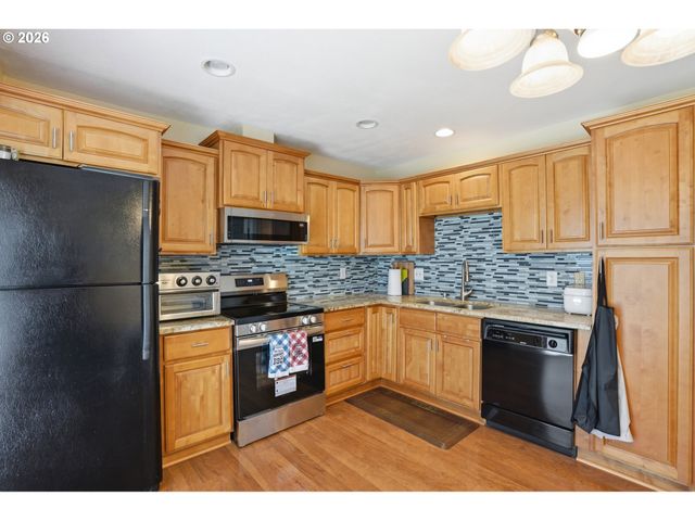 5304 Ne 84TH Loop D17, Vancouver, WA 98662