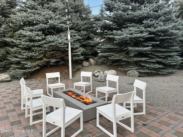 8506 W BRYCE CANYON ST, Rathdrum, ID 83858