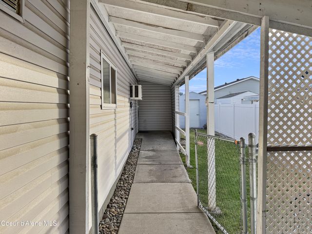 8506 W BRYCE CANYON ST, Rathdrum, ID 83858