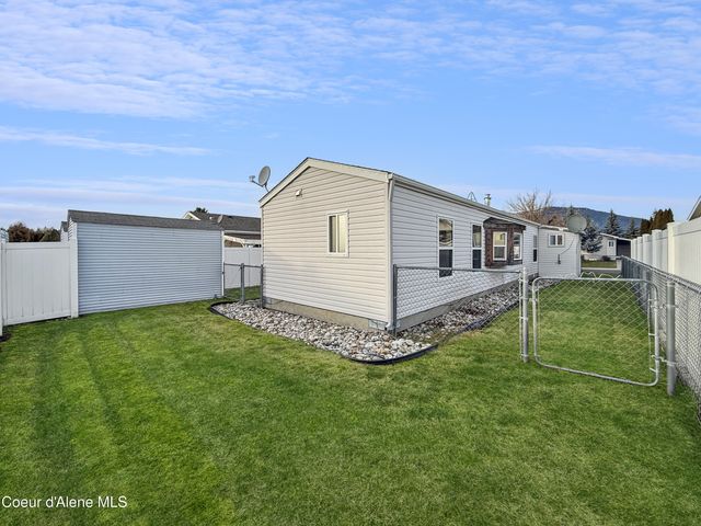 8506 W BRYCE CANYON ST, Rathdrum, ID 83858