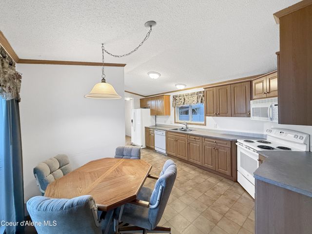 8506 W BRYCE CANYON ST, Rathdrum, ID 83858