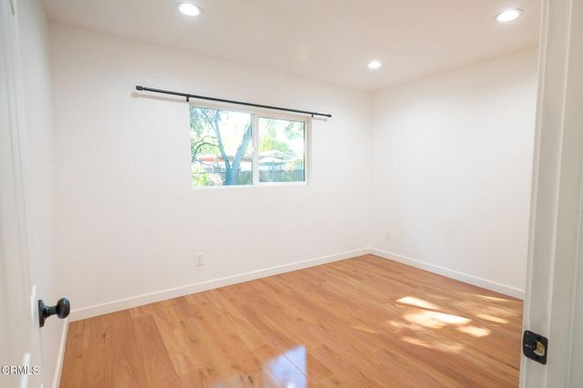 270 E Penn Street, Pasadena, CA 91104