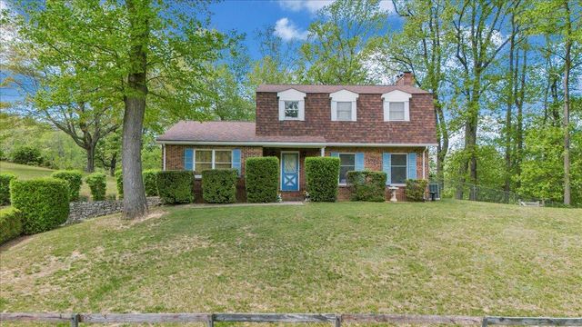 7133 Stone Mountain RD, Roanoke, VA 24018