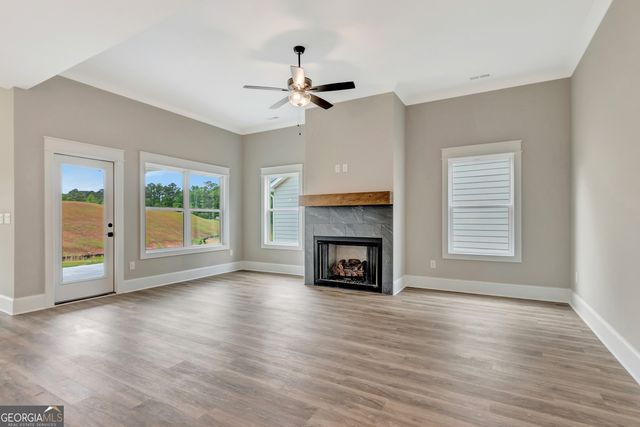 370 Redhaven Drive, Senoia, GA 30276