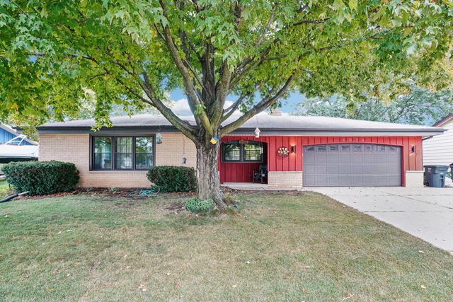 6074 S 33rd STREET, Greenfield, WI 53221