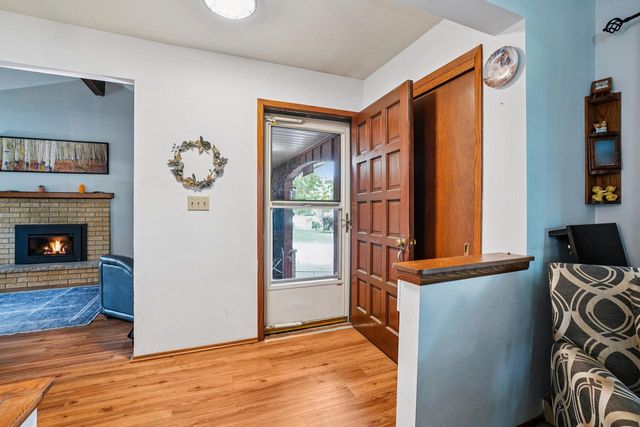 6074 S 33rd STREET, Greenfield, WI 53221